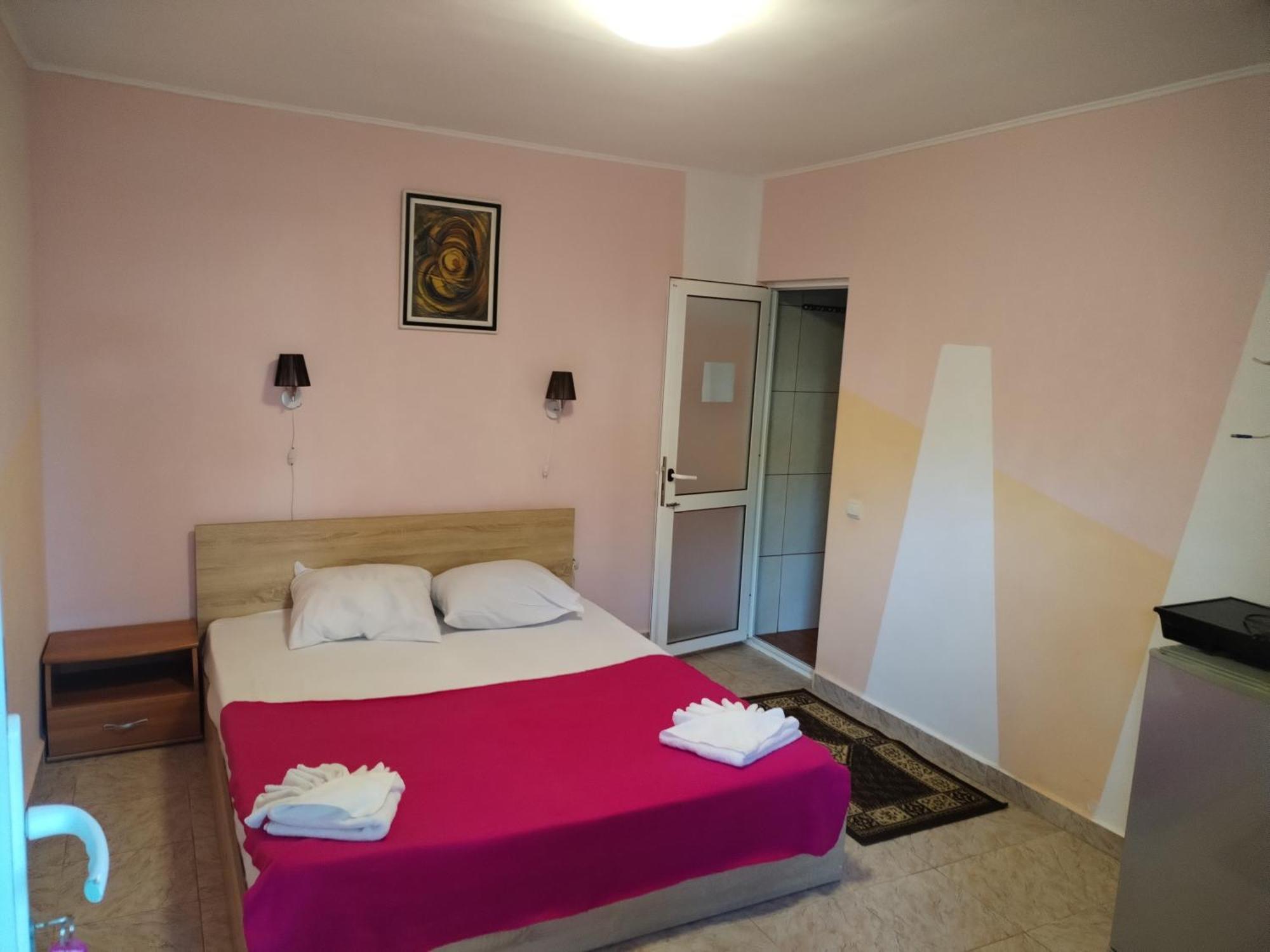 Vila Robert Hotel Schitu Екстериор снимка